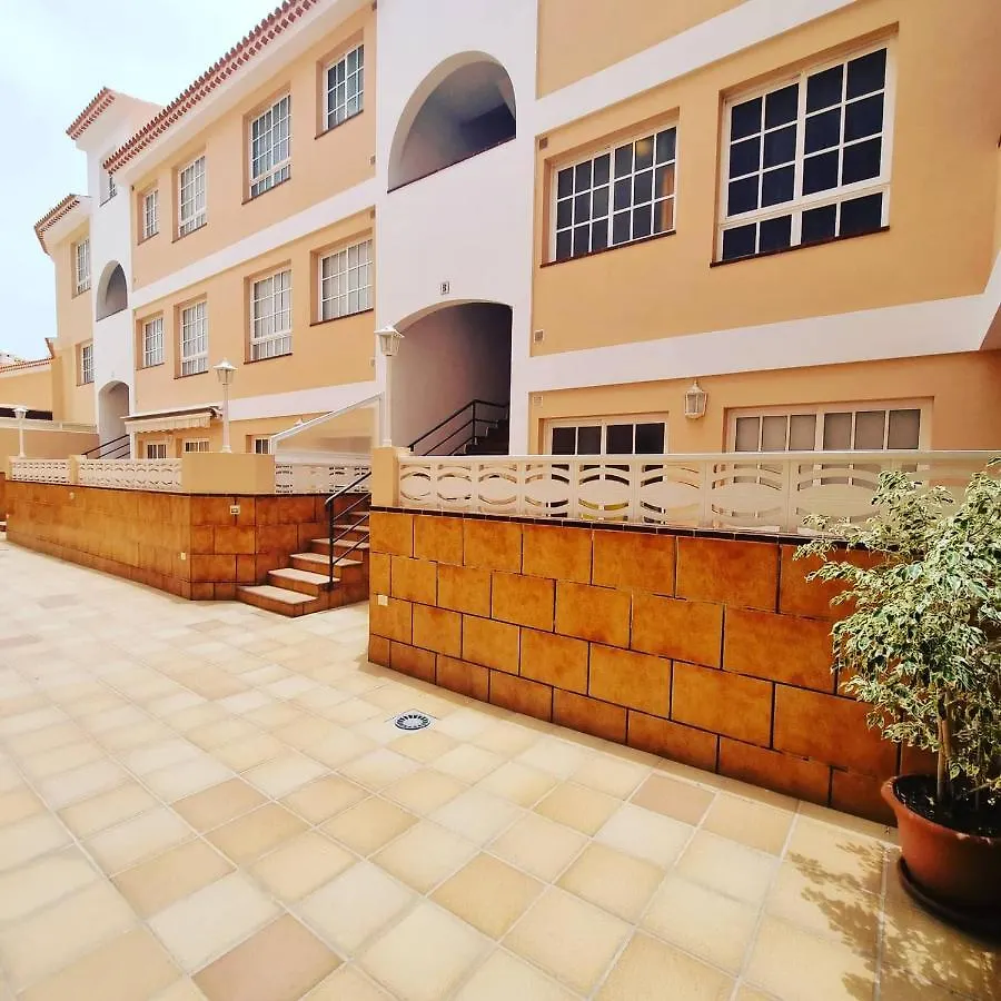 بويرتو دي سانتياغو Apartamentos La Avenida Playa La Arena إسبانيا